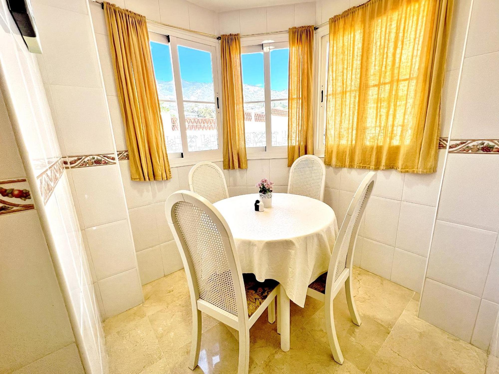 Beautiful Apartment With Pools, Playground And Paddle Tennis - Family Friendly And Near Vithas Hospital - Free Parking In Garage Benalmádena Extérieur photo