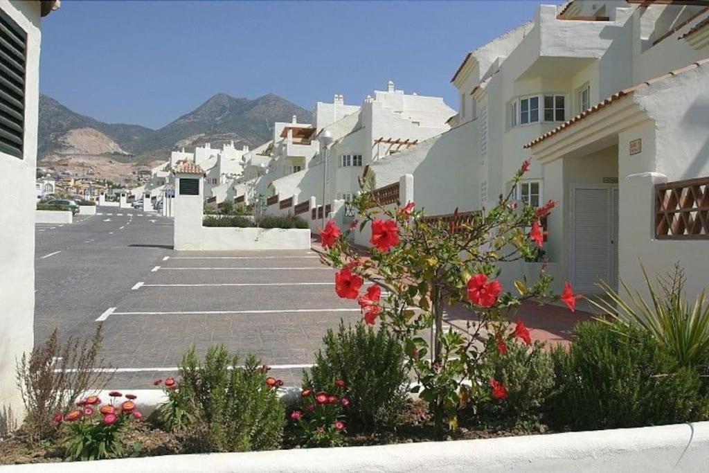 Beautiful Apartment With Pools, Playground And Paddle Tennis - Family Friendly And Near Vithas Hospital - Free Parking In Garage Benalmádena Extérieur photo